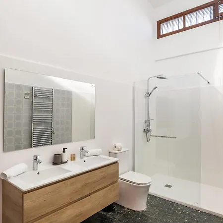 2 * Palma de Mallorca